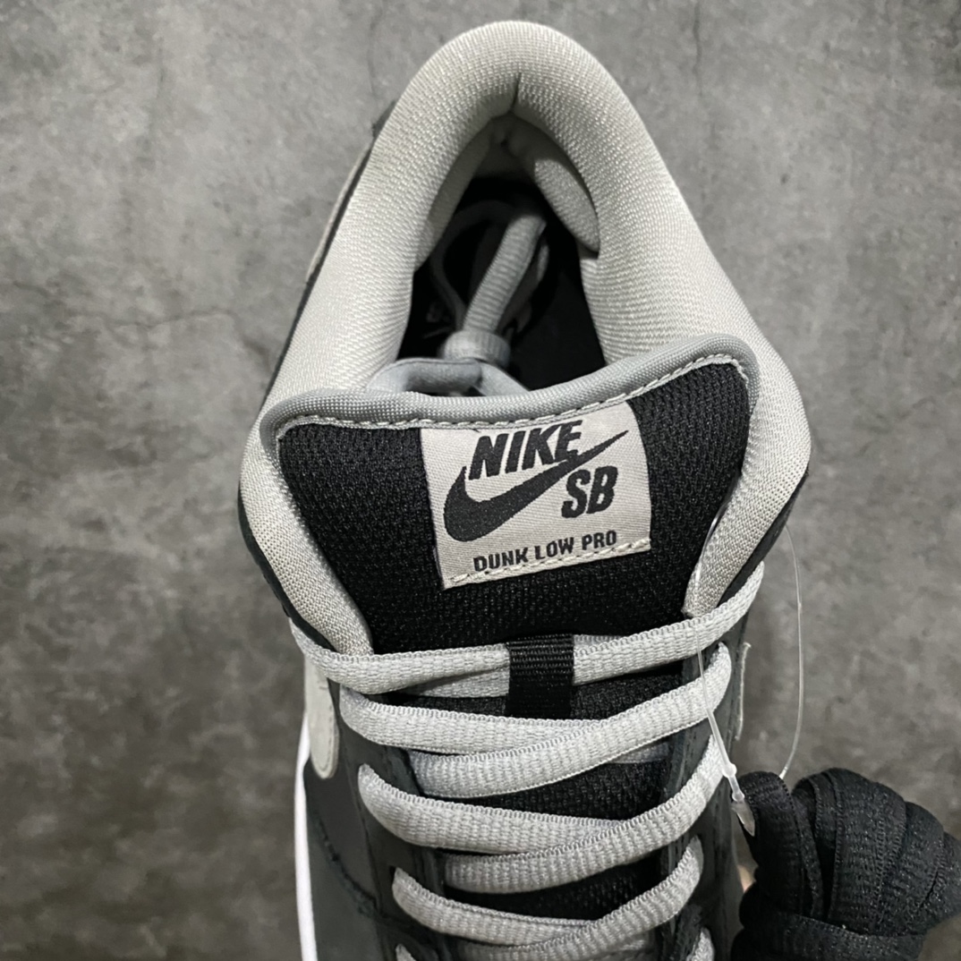 图片[8]-VT福利版本Dunk SB 影子灰 顶级的配置 白菜的价格 原厂皮料 正确鞋型 正确勾子材质 这个版本是真心的性价比的天花板 同价位 全市场绝对找不到如此好品质的货 此版本有十几个经典配色，全部一样价格 欢迎咨询‼️ 货号：BQ6817-007 尺码：36-47.5-选品中心