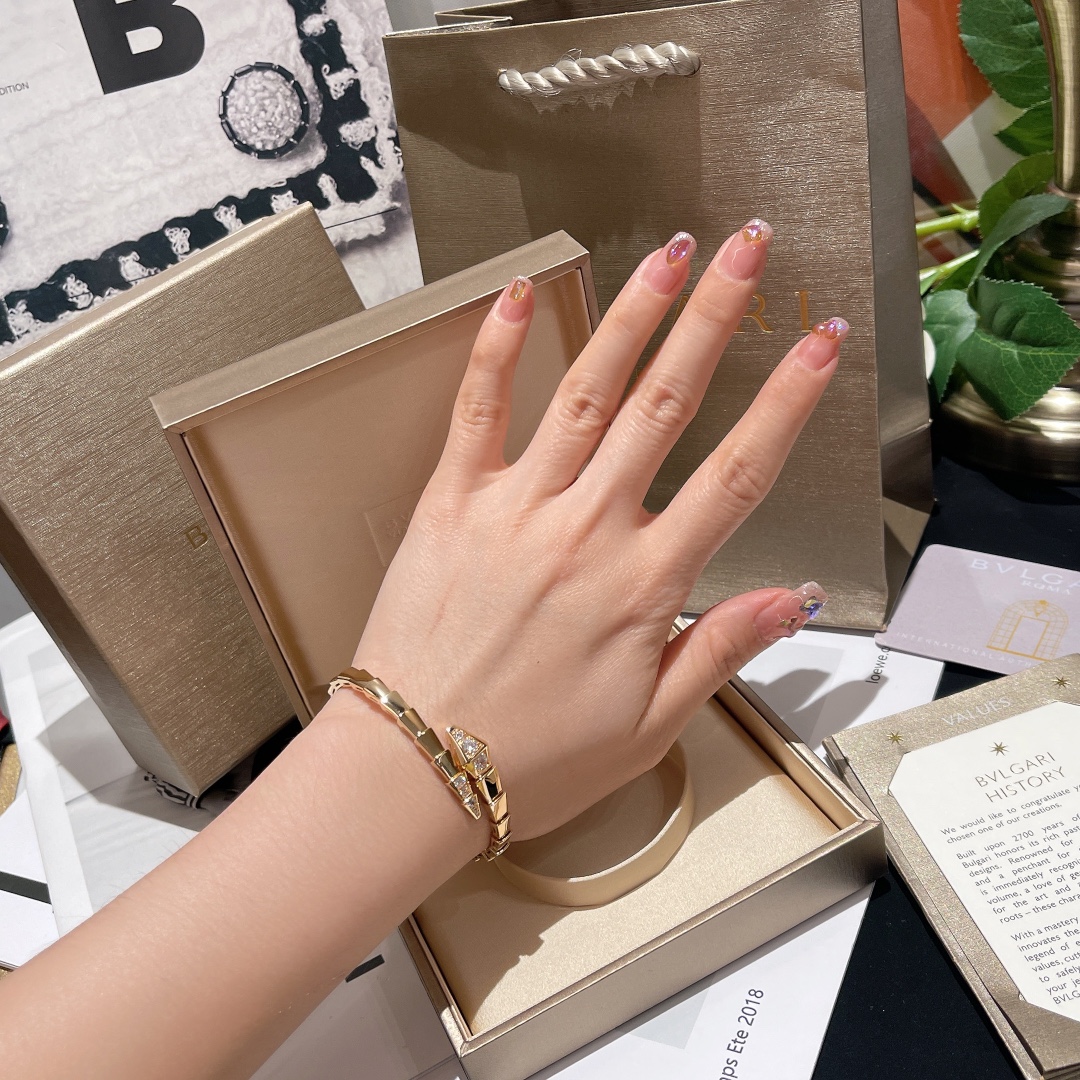 Bvlgari bracelet