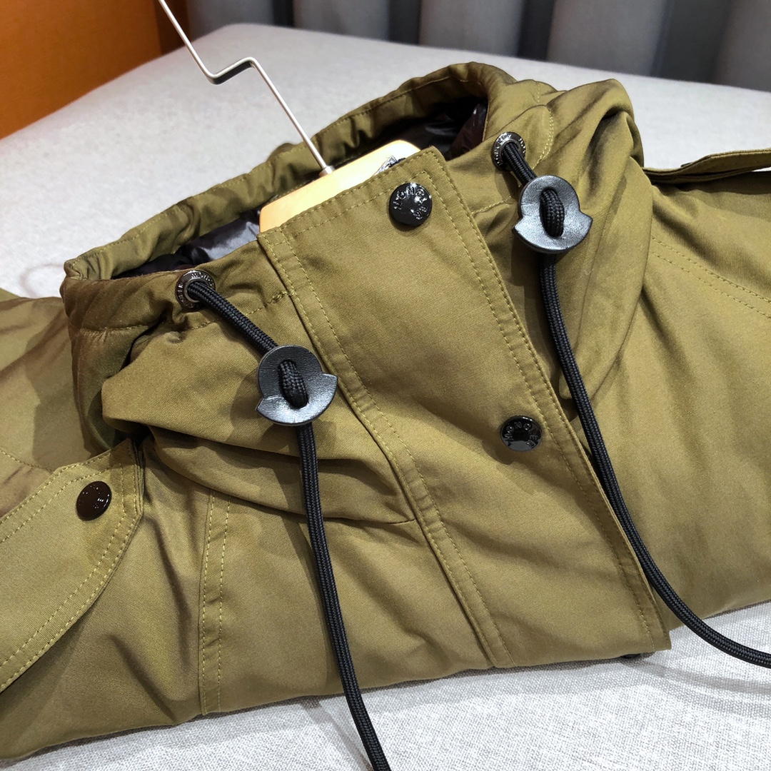 2022MC精品~~22秋冬款女士军绿色派克连帽羽绒服