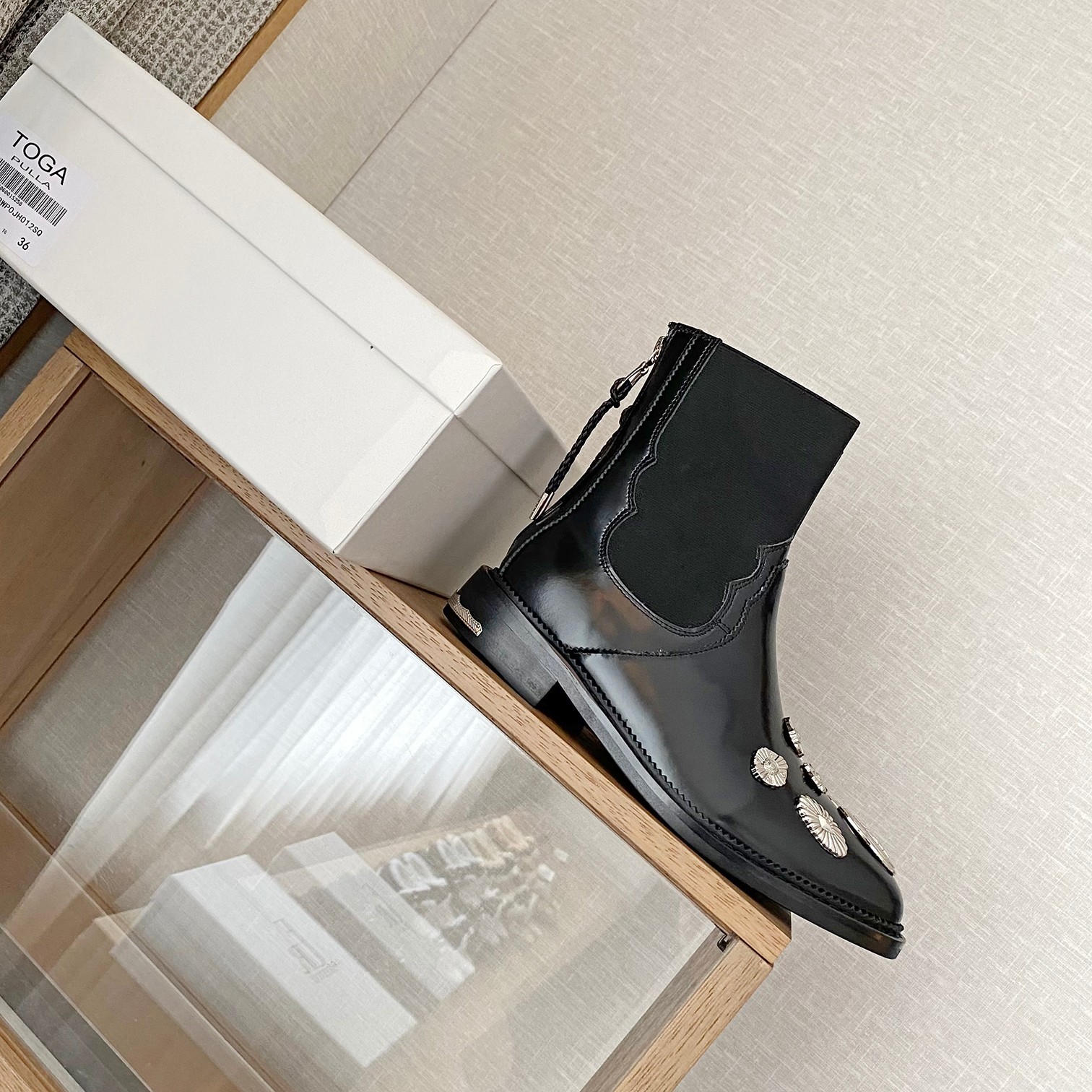 Trendy P750 Toga Pulla Bulletproof Boots: Fall/Winter 2022 Fashion Focus - 图片 2