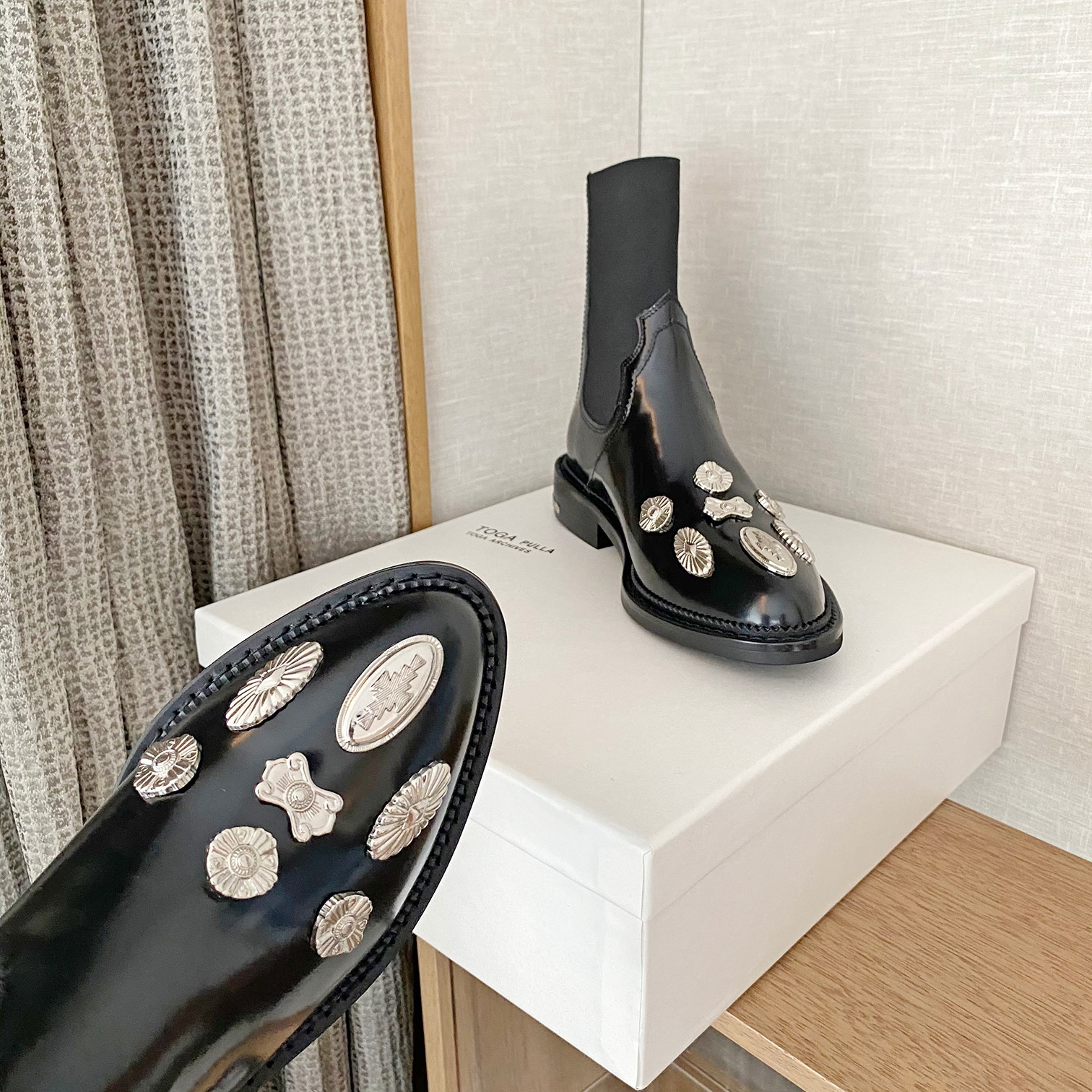 Trendy P750 Toga Pulla Bulletproof Boots: Fall/Winter 2022 Fashion Focus - 图片 8