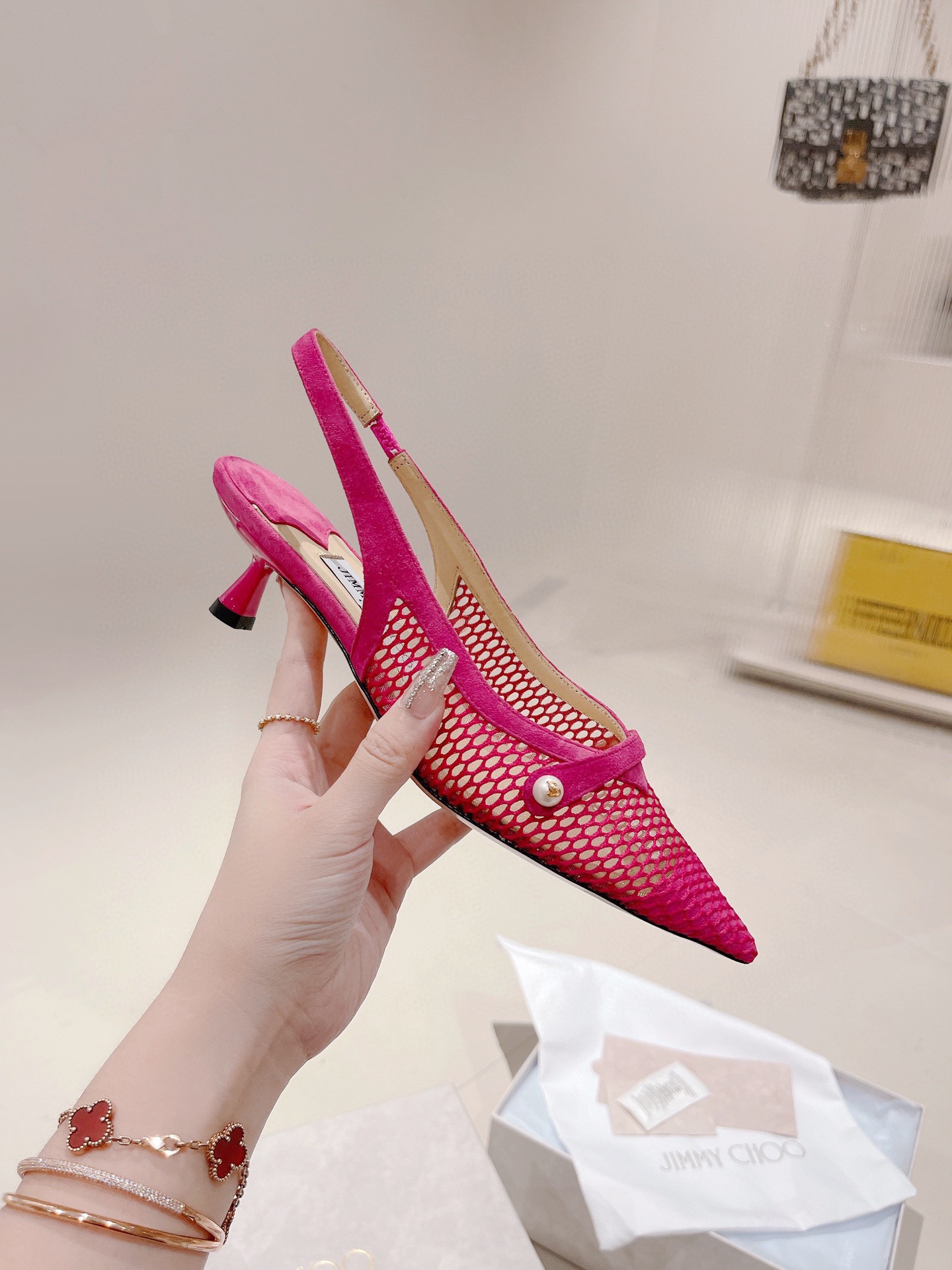 JIMMY CHOO ハイヒール サンダル ストラップサンダル ポインテッドトゥ パンプス クリスタルストラップ+輸入シープスキン フルグレインクリスタルシープスキン