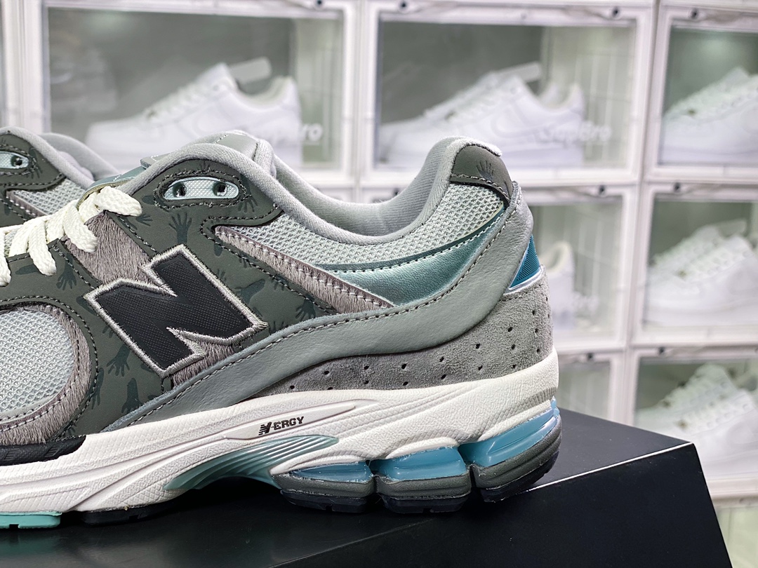 260 Atmos x NB新百伦 ML2002系列复古老爹风休闲运动慢跑鞋M2002RAT