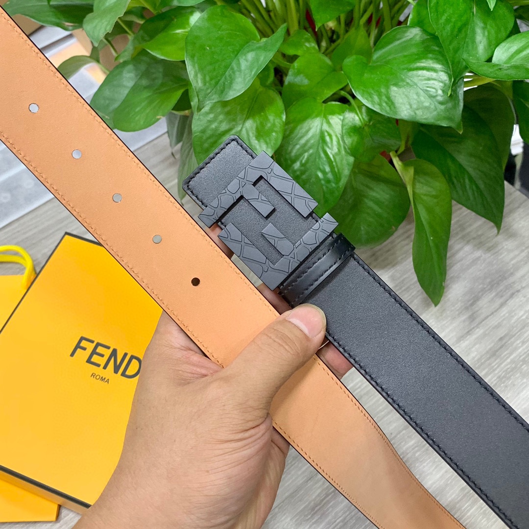 FENDl芬迪宽40MM双面原版小牛