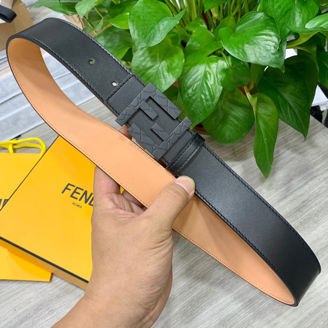 FENDl芬迪宽40MM双面原版小牛