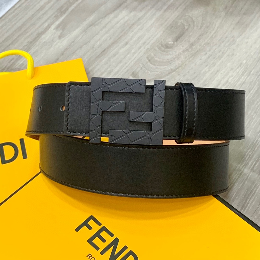 FENDl芬迪宽40MM双面原版小牛