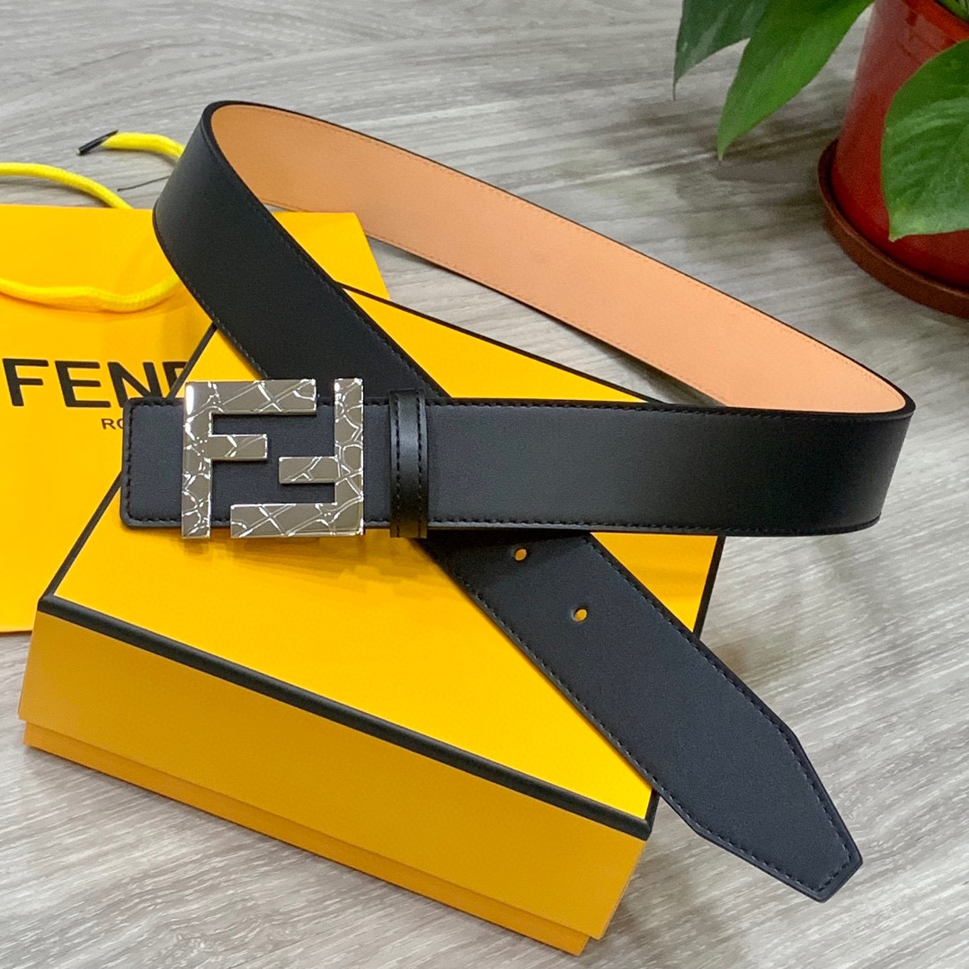 FENDl芬迪宽40MM双面原版小牛