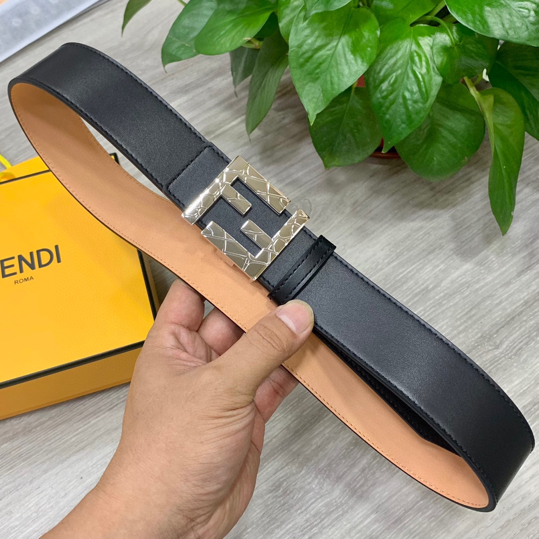 FENDl芬迪宽40MM双面原版小牛