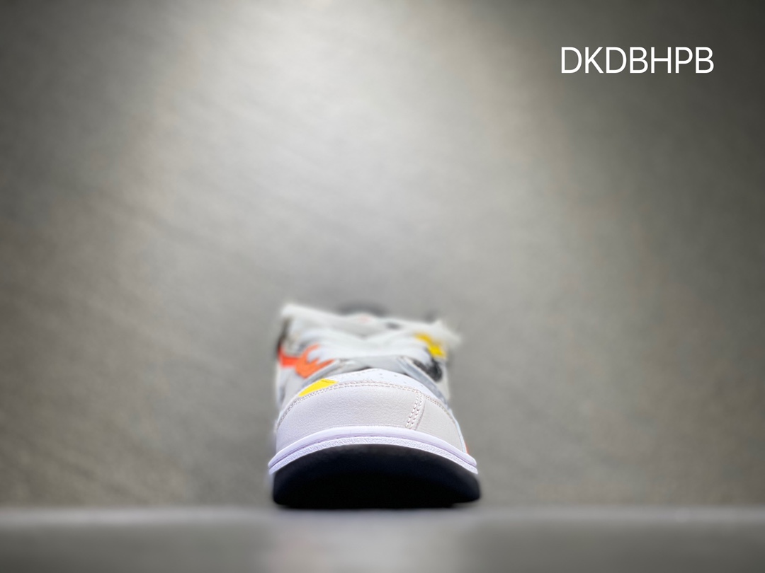 220 Nike SB dunk Low 低帮休闲运动滑板板鞋 DX6058-101