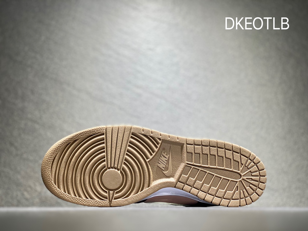 300 Nike SB dunk Low 低帮休闲运动滑板板鞋  304292-671