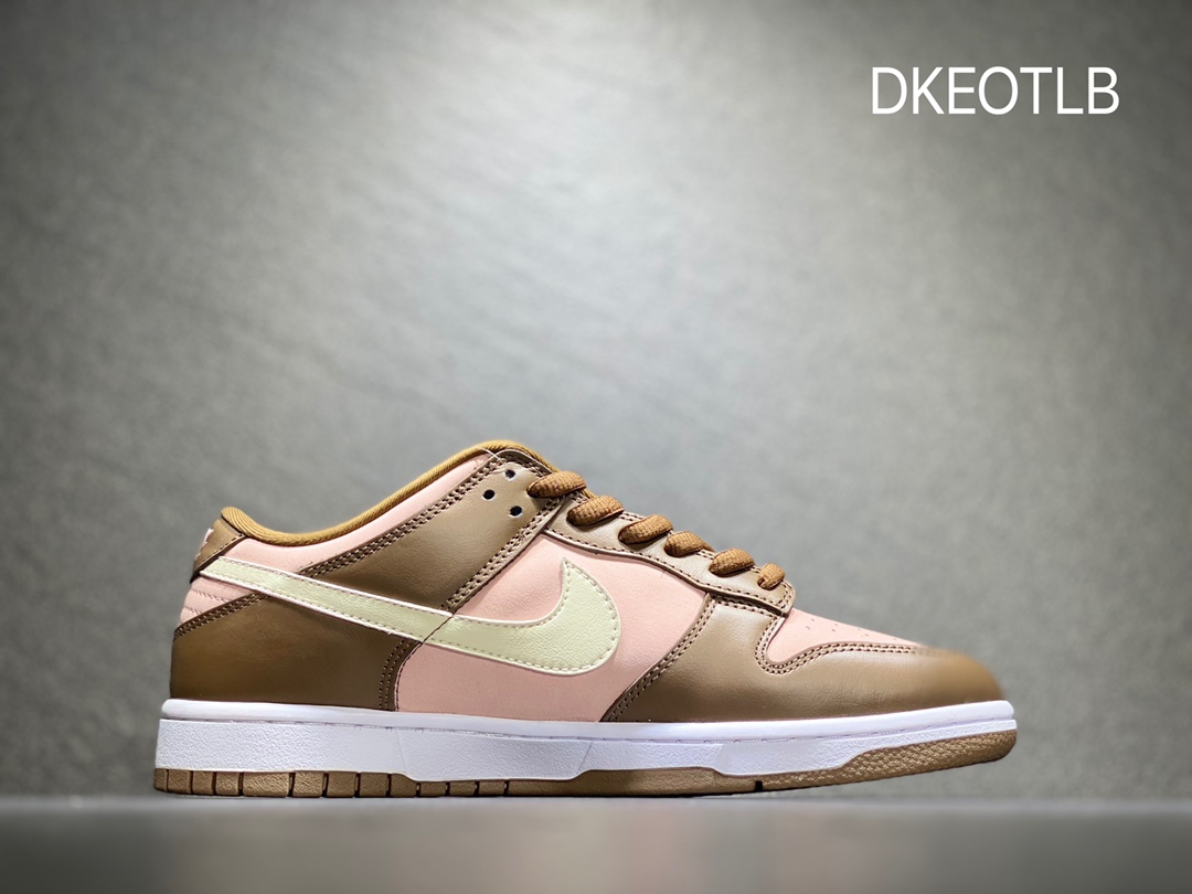 300 Nike SB dunk Low 低帮休闲运动滑板板鞋  304292-671