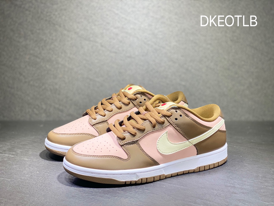 300 Nike SB dunk Low 低帮休闲运动滑板板鞋  304292-671