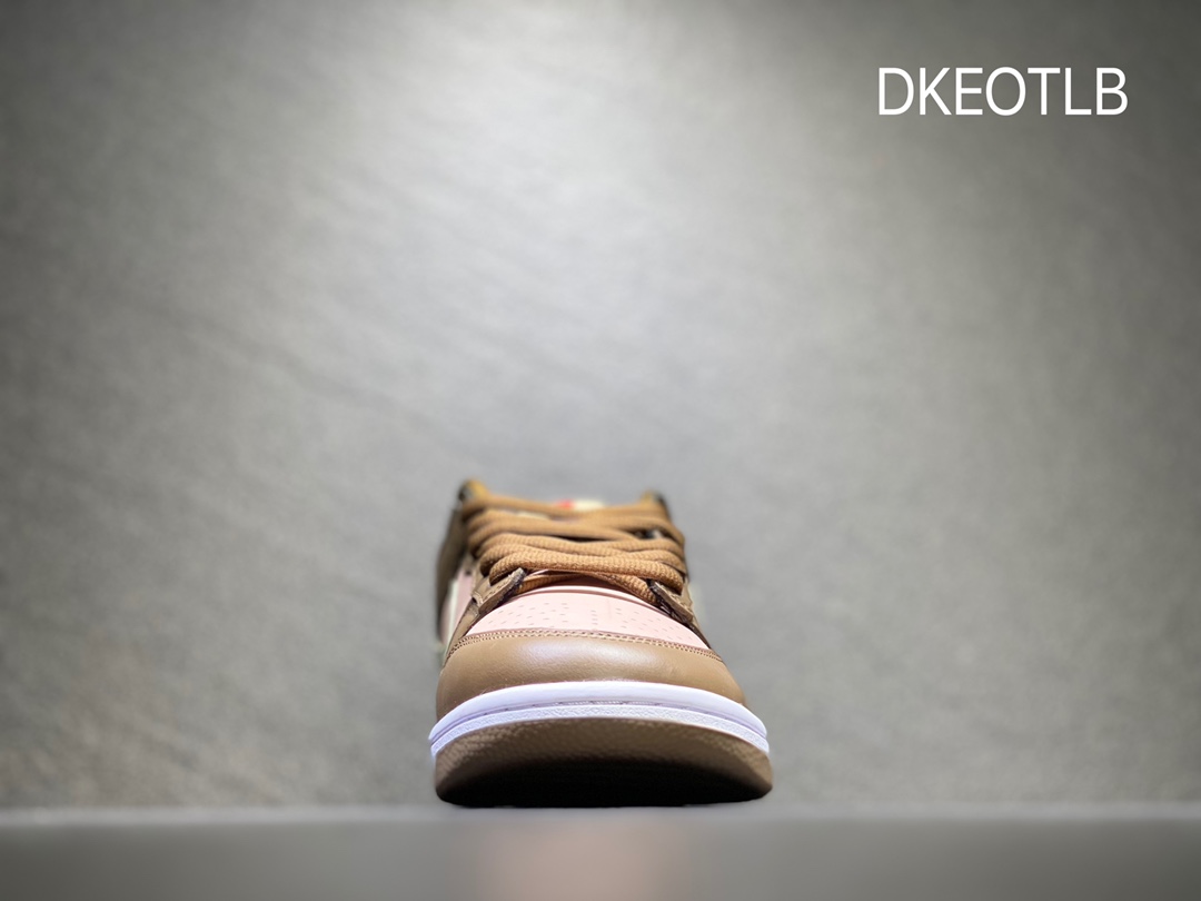 300 Nike SB dunk Low 低帮休闲运动滑板板鞋  304292-671