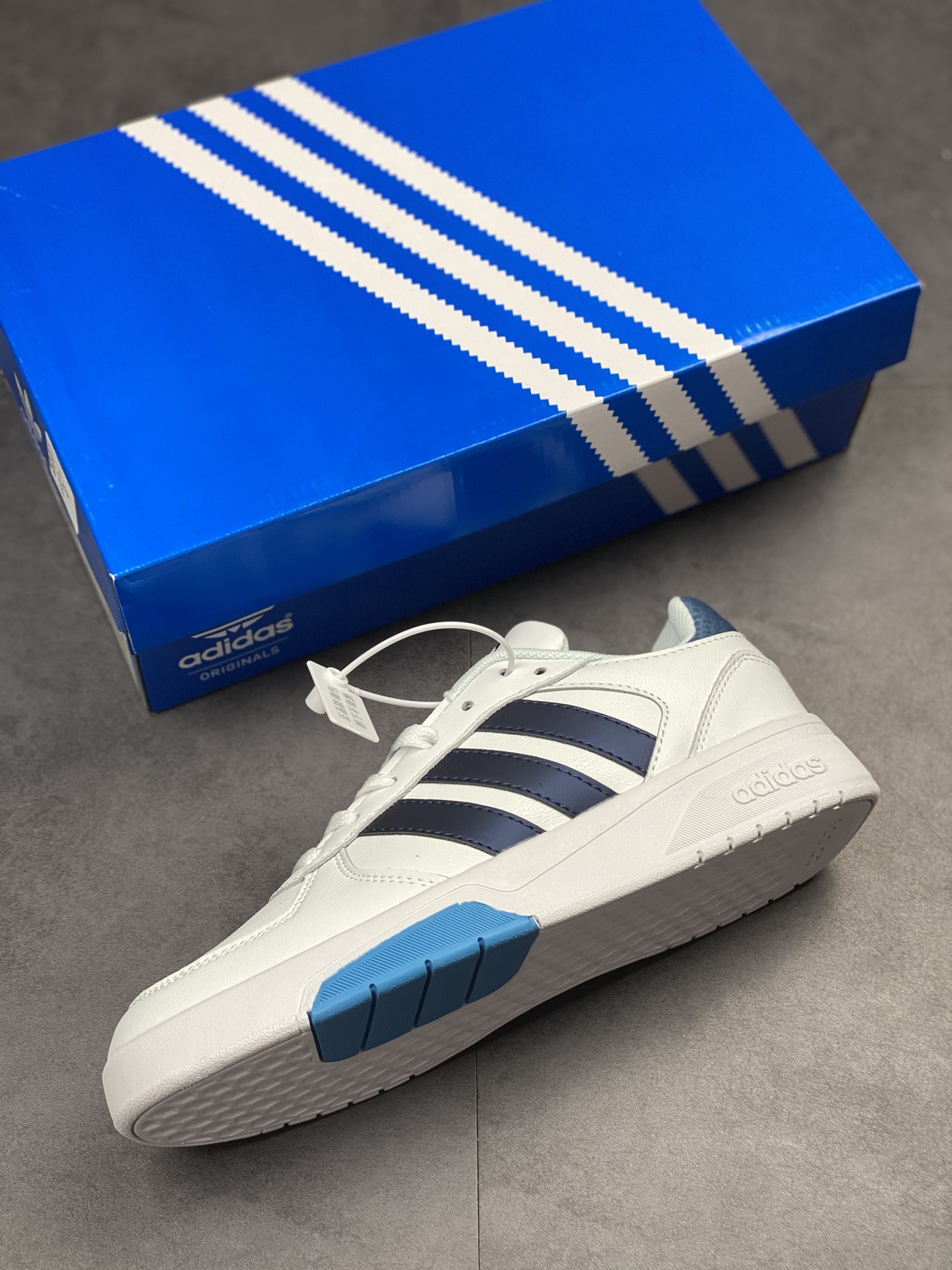 Adidas Originals Post UP Low State ”White Black Blue” Overseas Channel Version GW3866