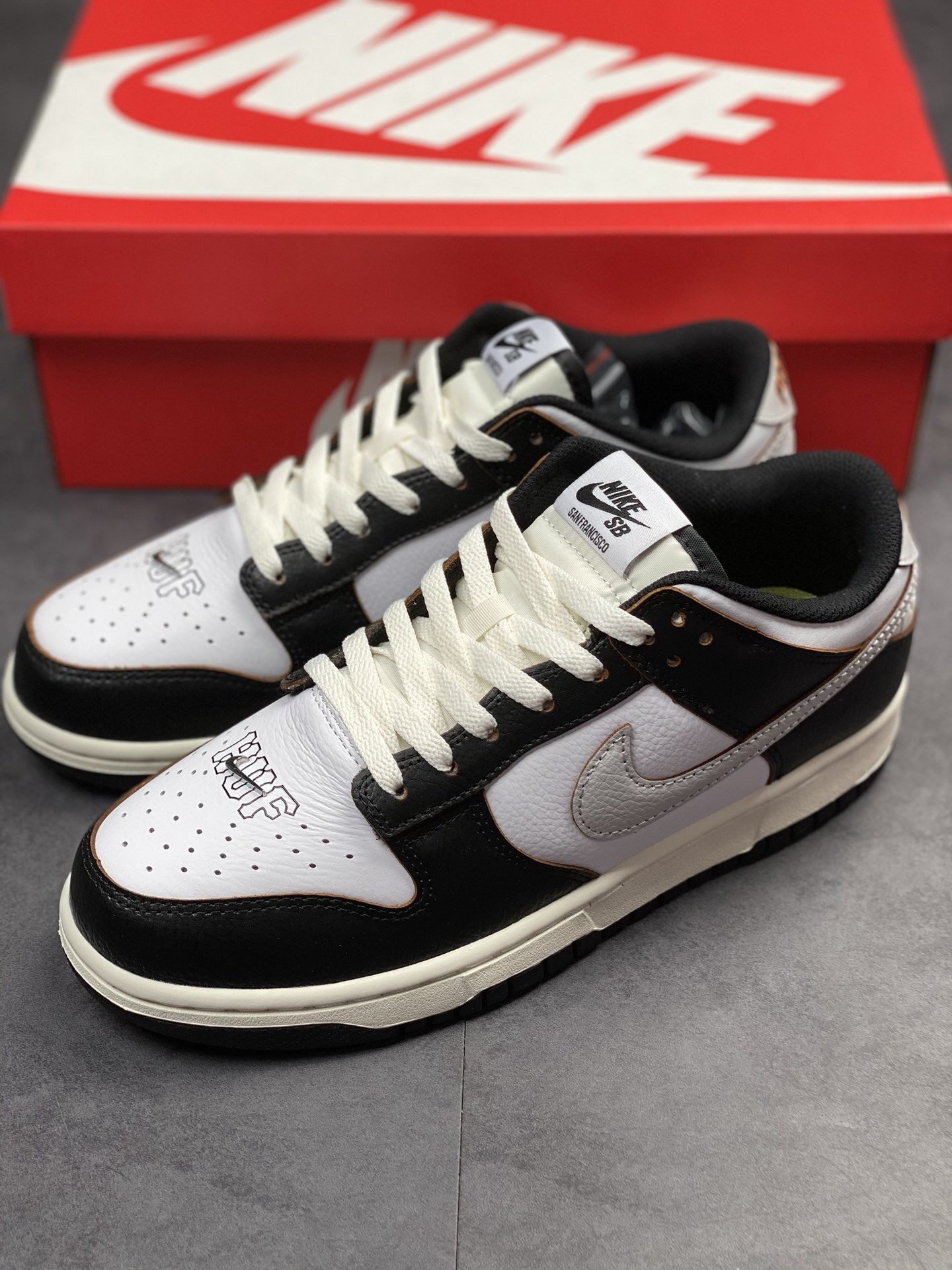 360 Nike SB Dunk Low 黑白旧金山 FD8775-001