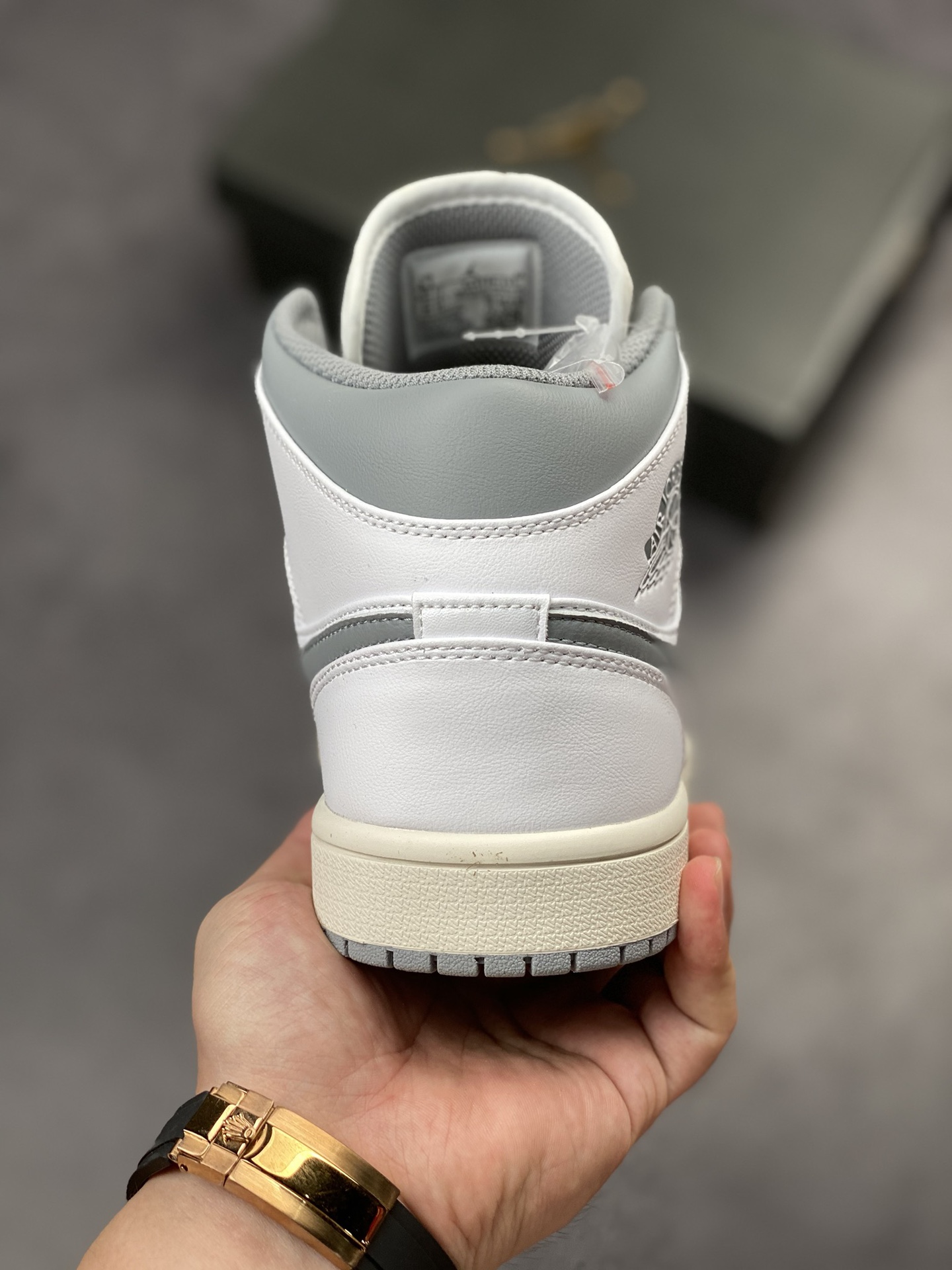 220 Air Jordan 1 Mid  天猫贸外客户订单 554724-135