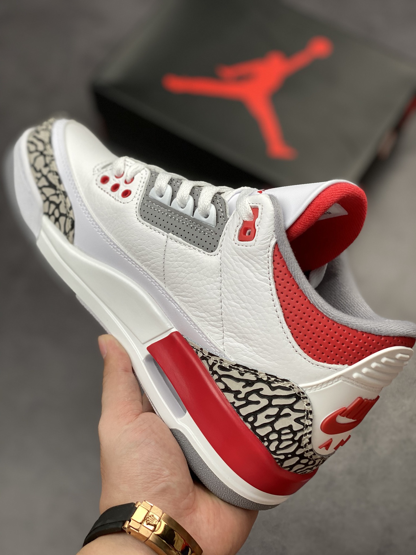 300 Air Jordan 3 Retro Low 火焰红 DN3707-160