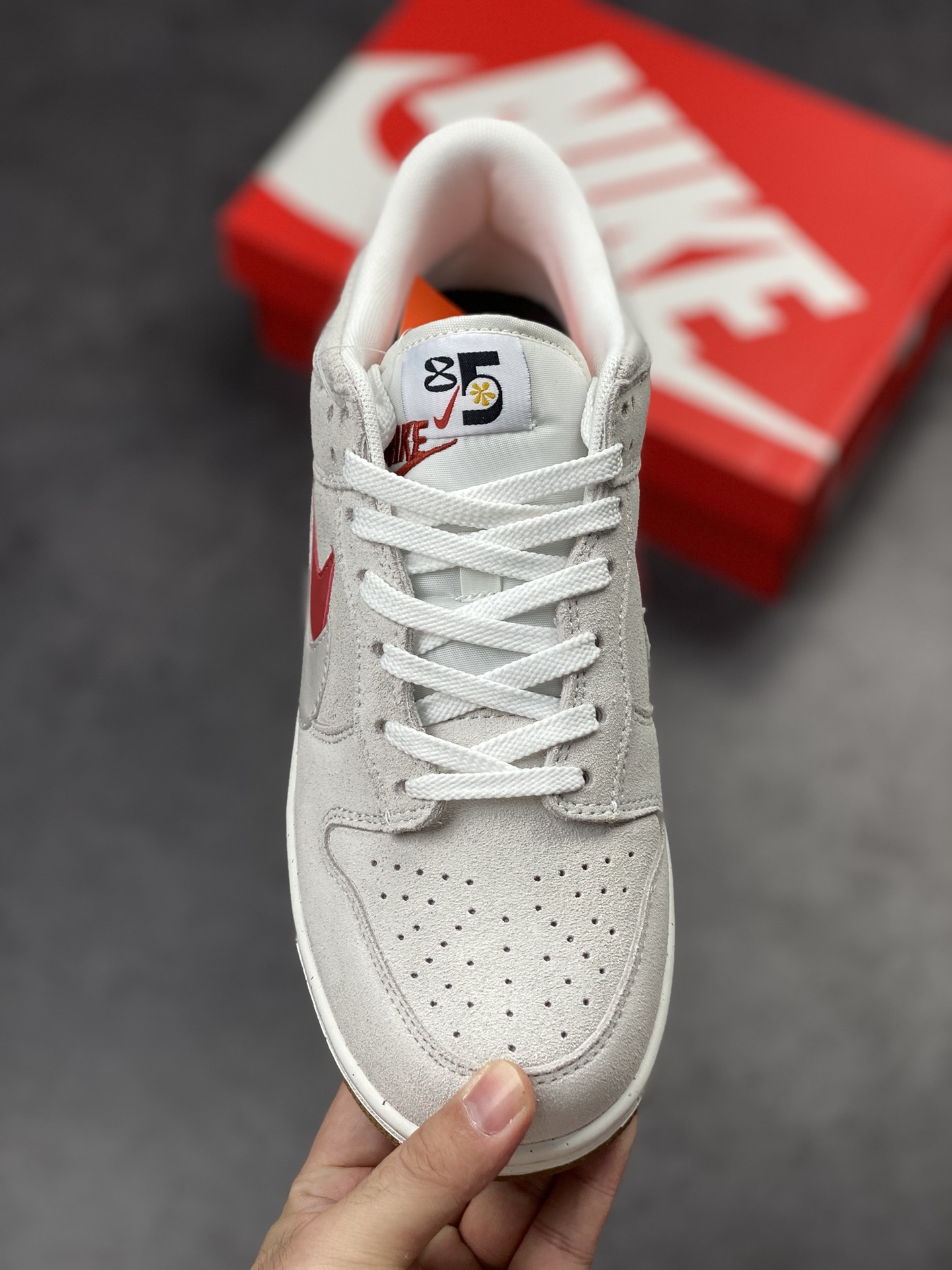 Nike SB Dunk Low SE ”85” Gray White Red Double Hook DO9457-100