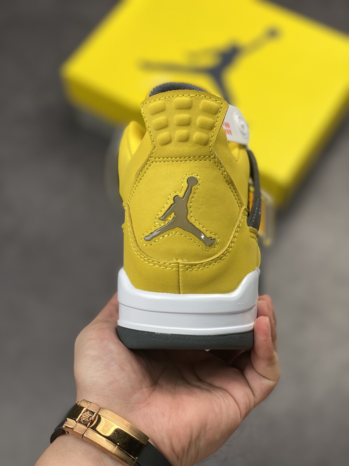 240 Air Jordan 4 Retro 电母 黄色闪电 314254-702