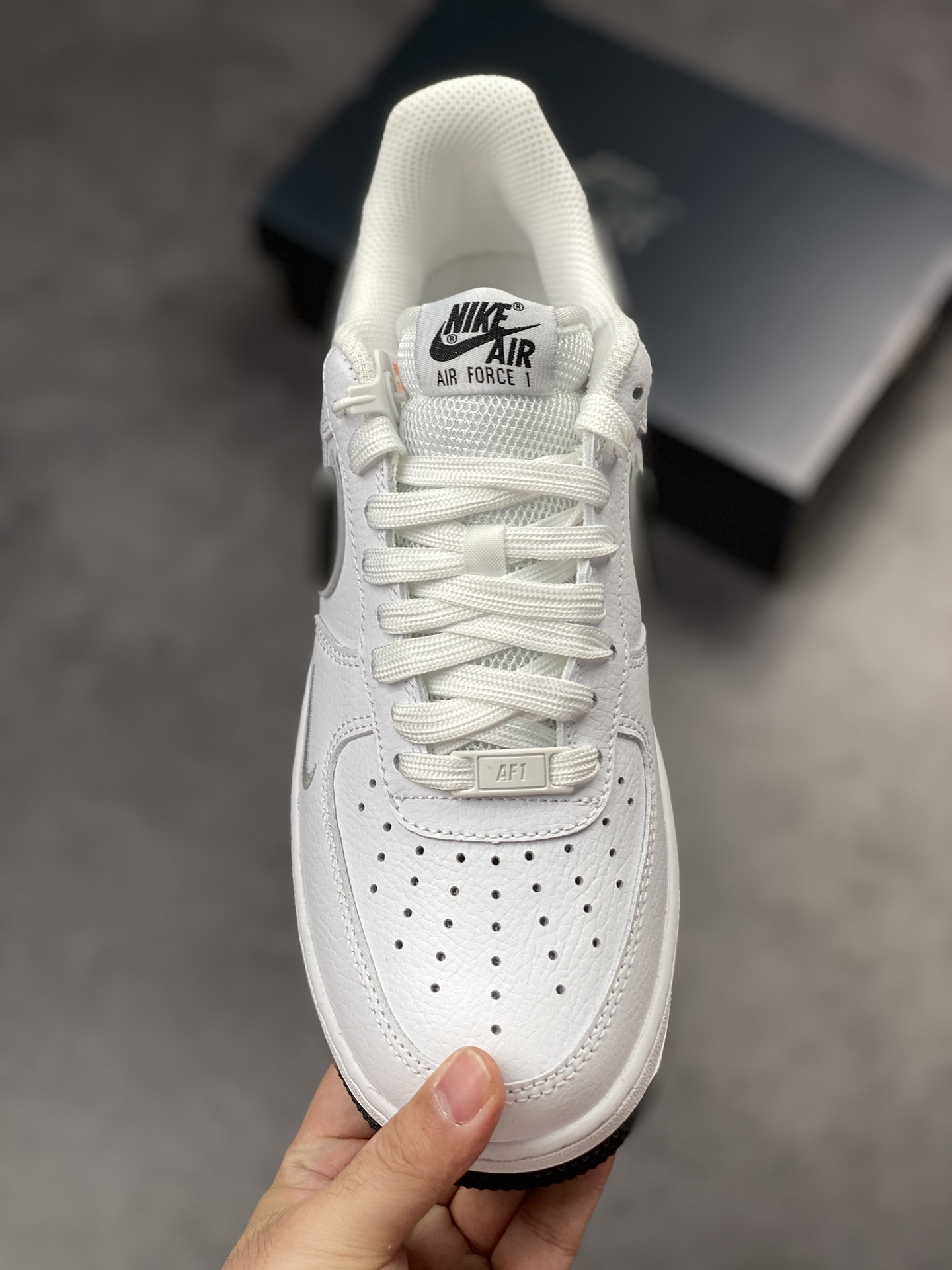 200 Nike Air Force 1 Low 07 白黑迷你勾 DX9269-100