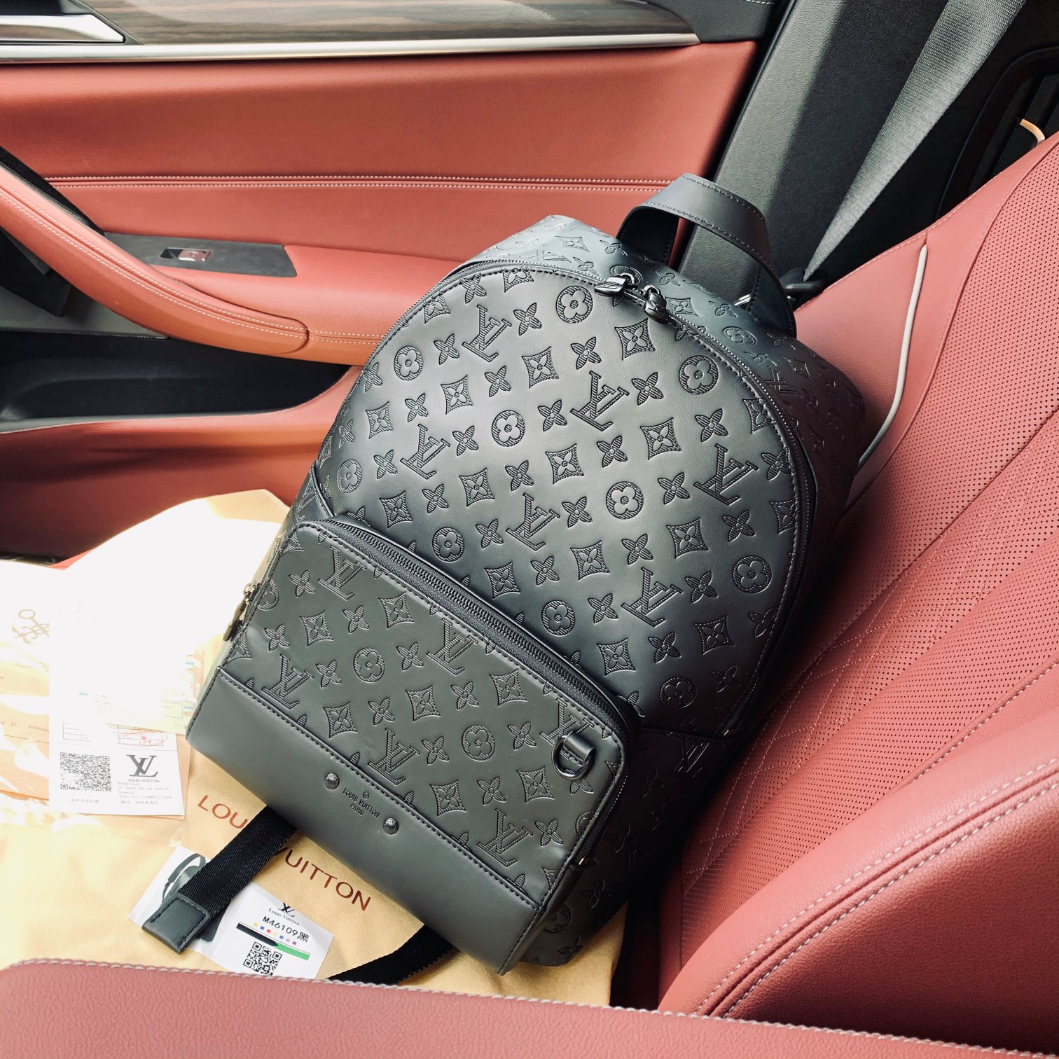 Louis Vuitton Tassen Rugtassen 2024 Replica
 Zwart Unisex