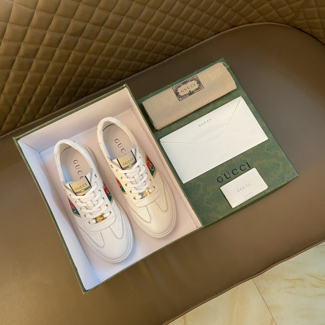 I5  Gucci  古奇 GUCCI～四季男鞋香港原单顶级1:1 精湛工艺 顶级质量高端精品男士运动板鞋 英伦时尚风 撞色拼接原版布料 羊皮内里 懒人套脚乐福款 此款面料采用进口顶级布料适合司机驾车出行 原版防滑耐磨橡胶大底码数 38-44码 45 定做 黑色 白色 选”},”subimgs”:,”online”:true,”imgsSrc”:[“https://xcimg.szwego.com/20922/i1663782617_6_0.jpg?imageView2/2/format/jpg/q/