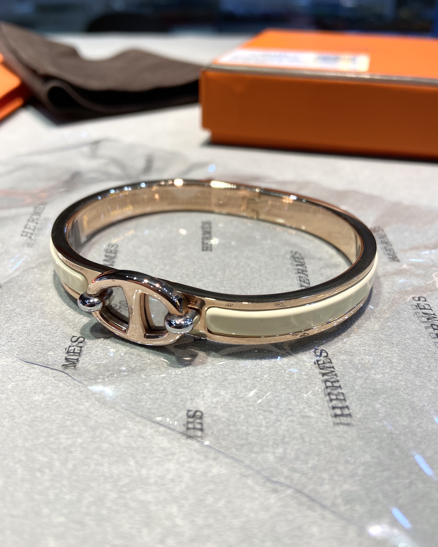 H bracelet