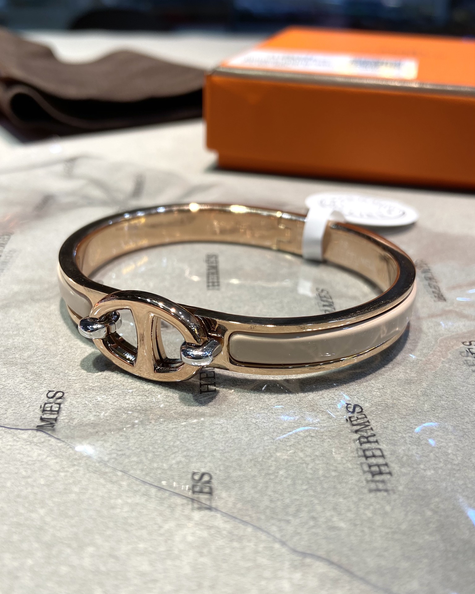 H bracelet