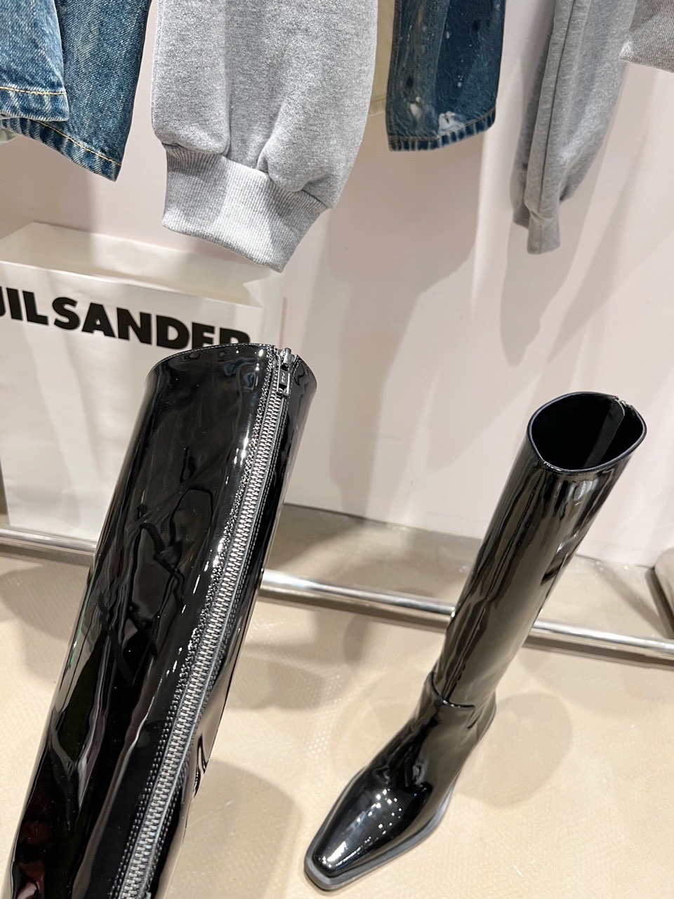 2022/fw Italian Cow Skin Shoes with Elevated Heel and Stylish Design - 图片 7