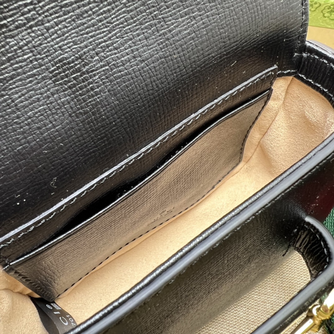 GUCCI古驰Horsebit 1955系列肩带钱包699760