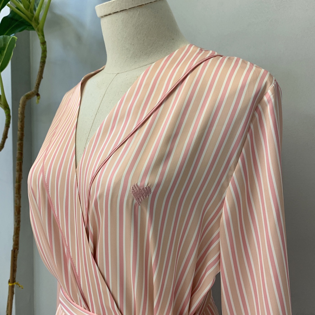 芬迪 Fendi 高定典藏高级成衣风衣外套及大衣服装 #AA1147BC 4