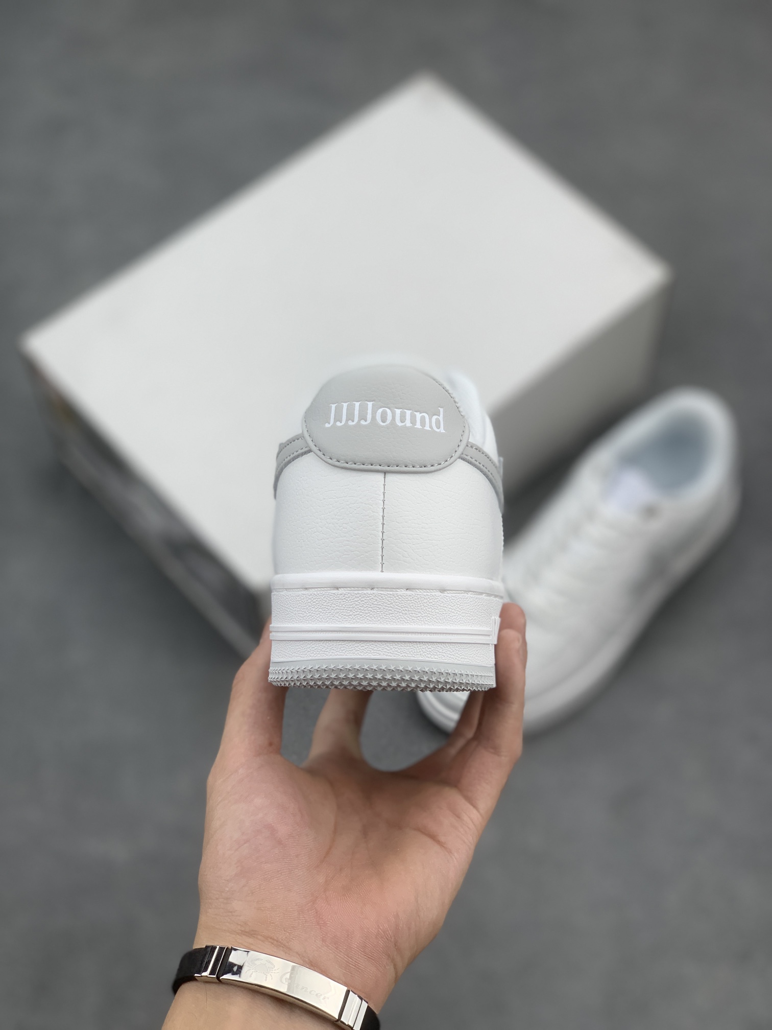 BAPE Sk8 Sta: Nigo's Low-Top Classic Skate Shoes - White 5 i1663822775 3828 3