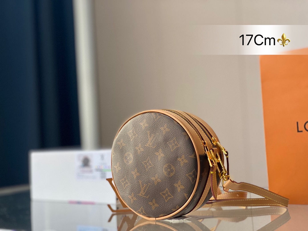 J5 升级版圆饼包 容量可观超经典系列 时尚潮流 一年四季皆可 任何风格都可轻松驾驭