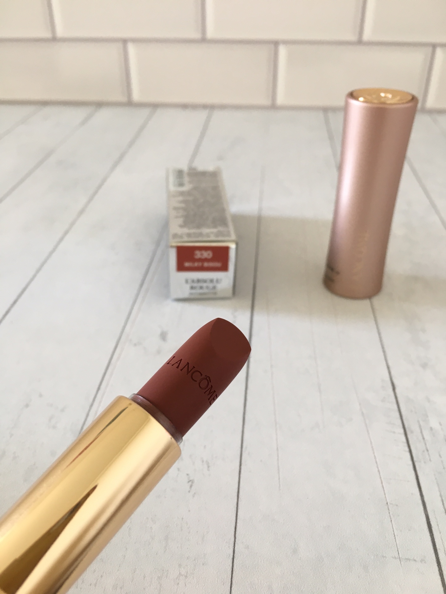 Lancome L'Absolu Rouge Intimatte Lipstick - 330 Milky Bisou, Pink Gold 4 i1663826812 250 3