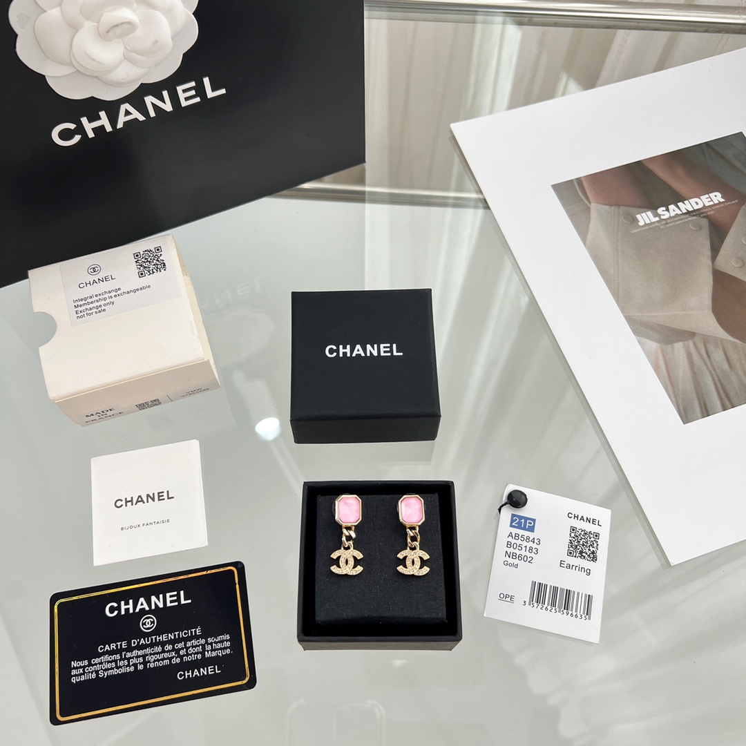 新款☑️CHANEL香奈儿 c20双c 粉宝石耳钉耳环