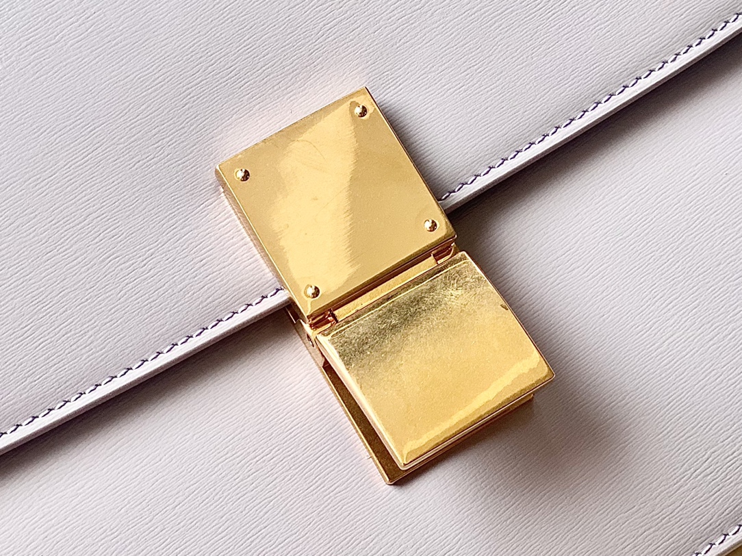 CELINE赛琳自然细牙签纹box牛皮肩背包164173