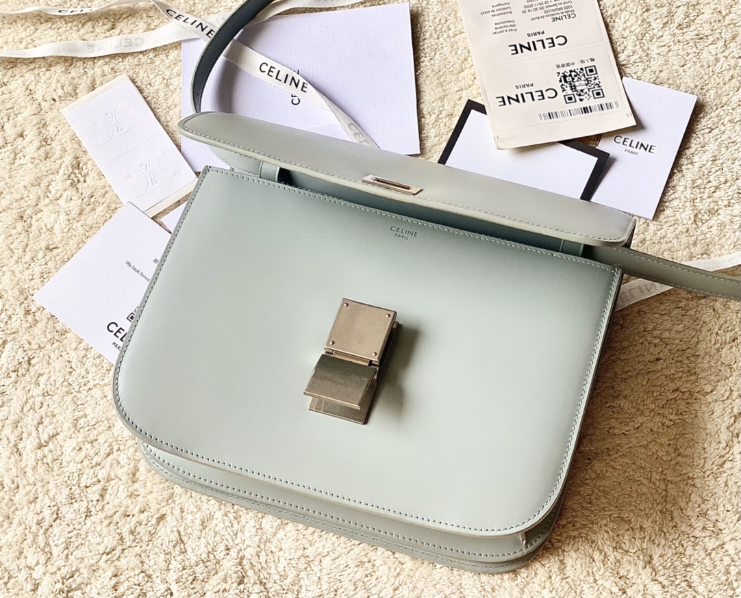 CELINE赛琳自然细牙签纹box牛皮肩背包164173