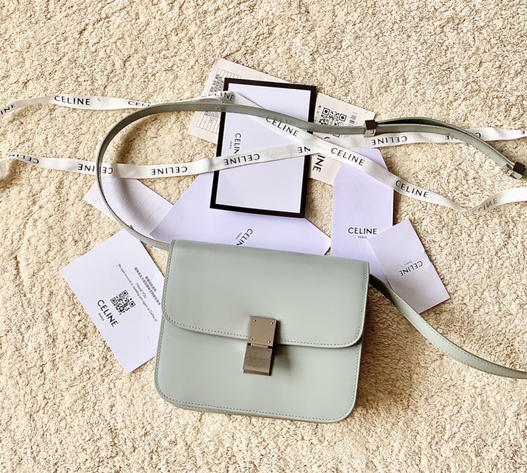 CELINE赛琳自然细牙签纹box牛皮肩背包192523