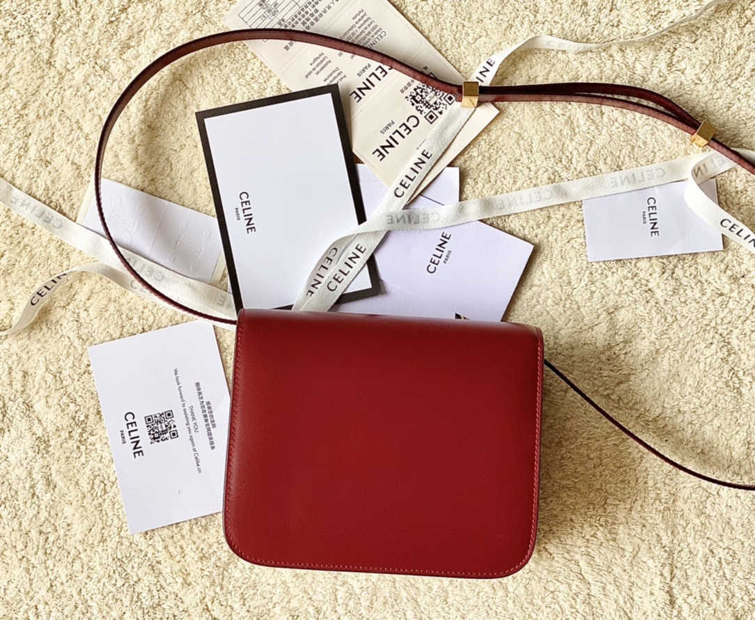 CELINE赛琳自然细牙签纹box牛皮肩背包192523