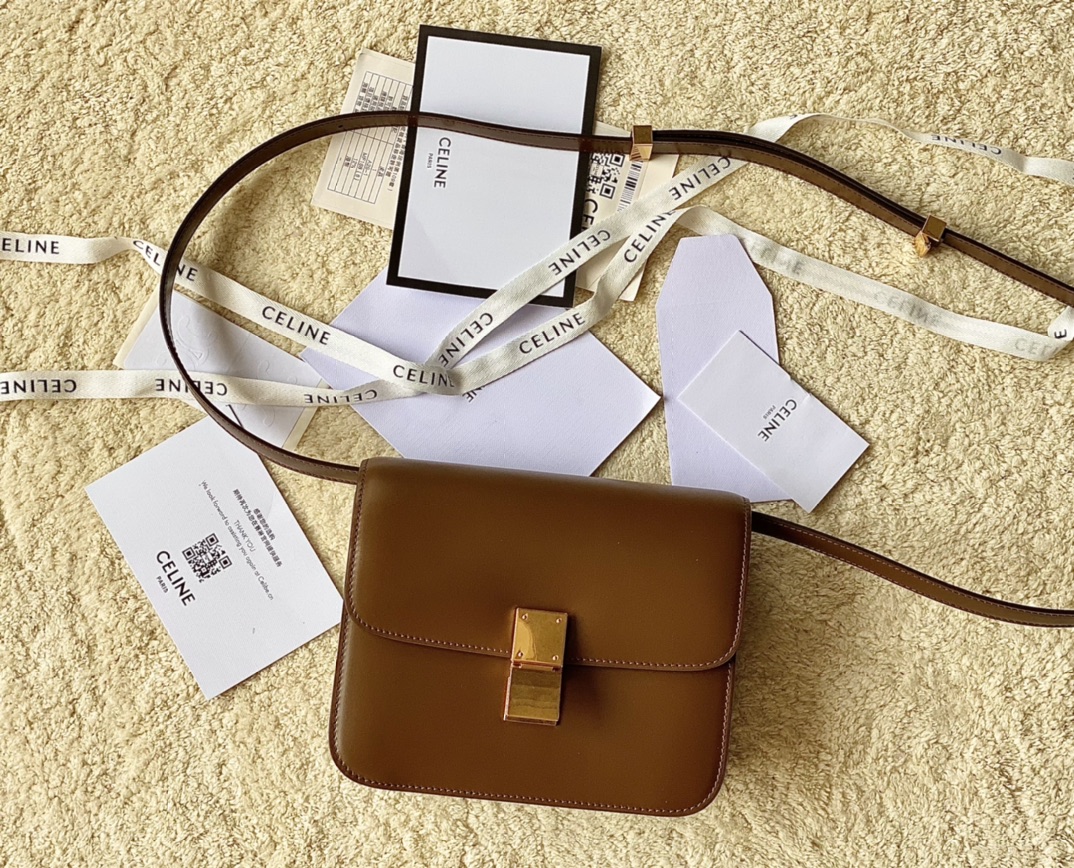 CELINE赛琳自然细牙签纹box牛皮肩背包192523
