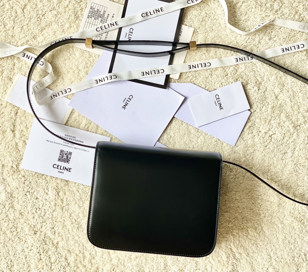 CELINE赛琳自然细牙签纹box牛皮肩背包192523