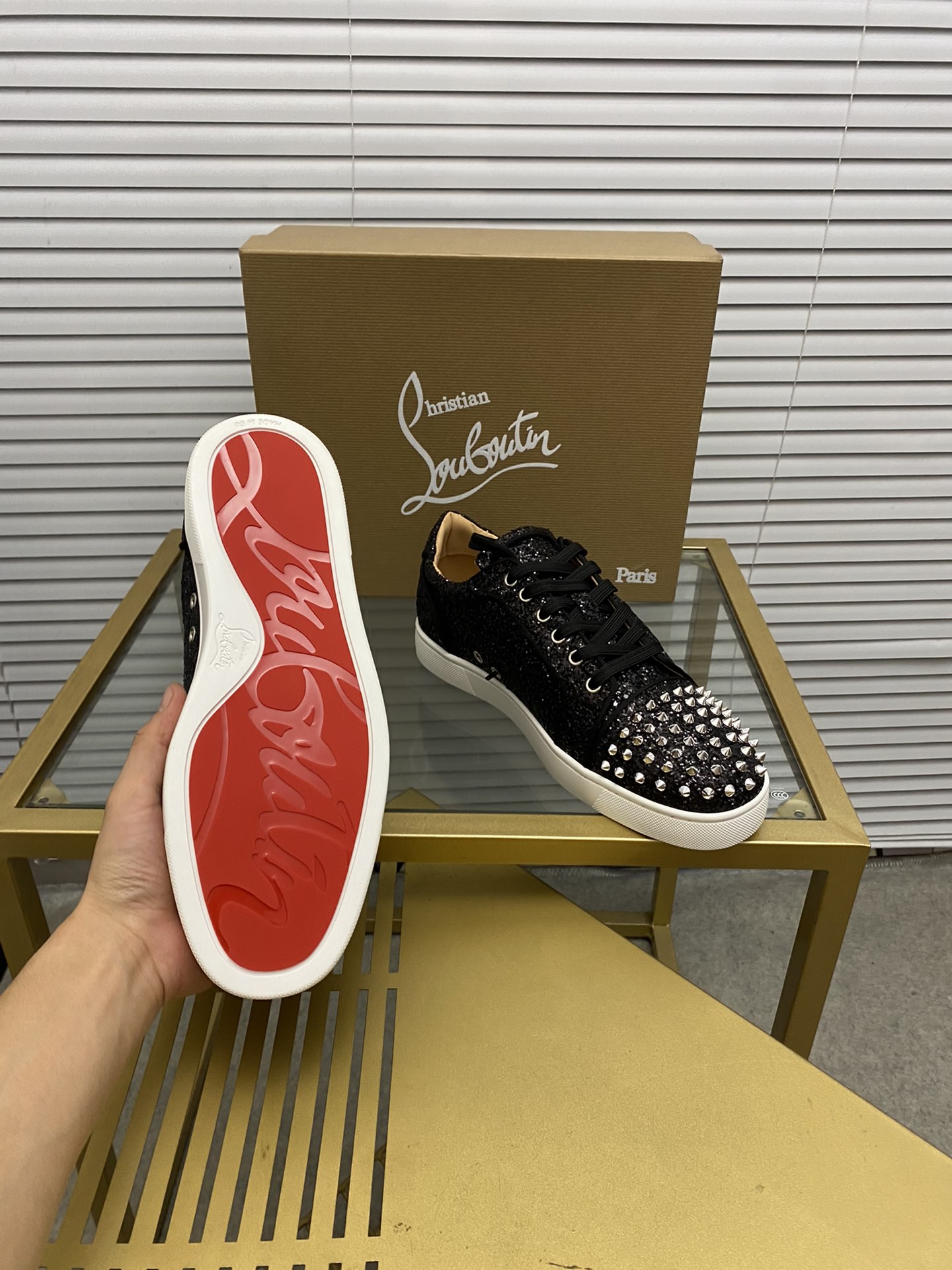(ll precio de fábrica. christian louboutin (CL zapatos inferiores rojos) serie de contador, parejas 