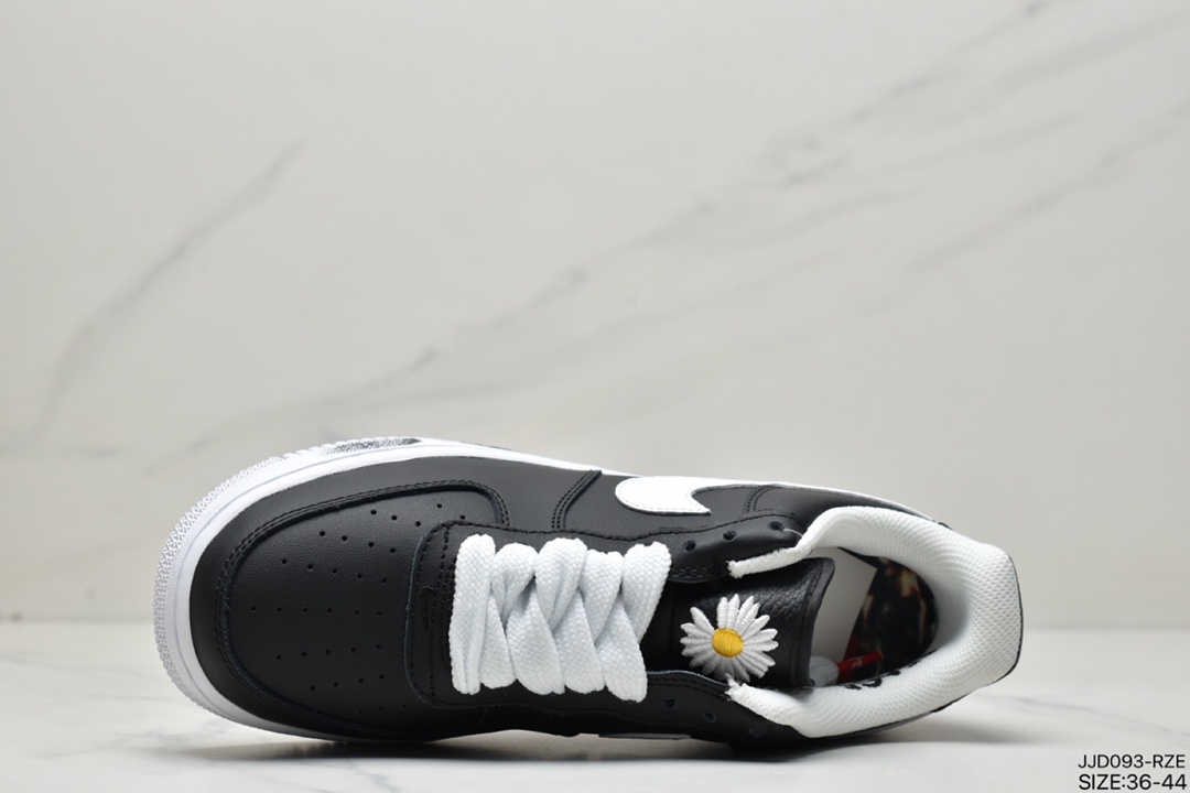 130 G-Dragon权志龙个人品牌PEACEMINUSONE x Nike Air Force 1”Para-noise”空军低帮AQ3692-001