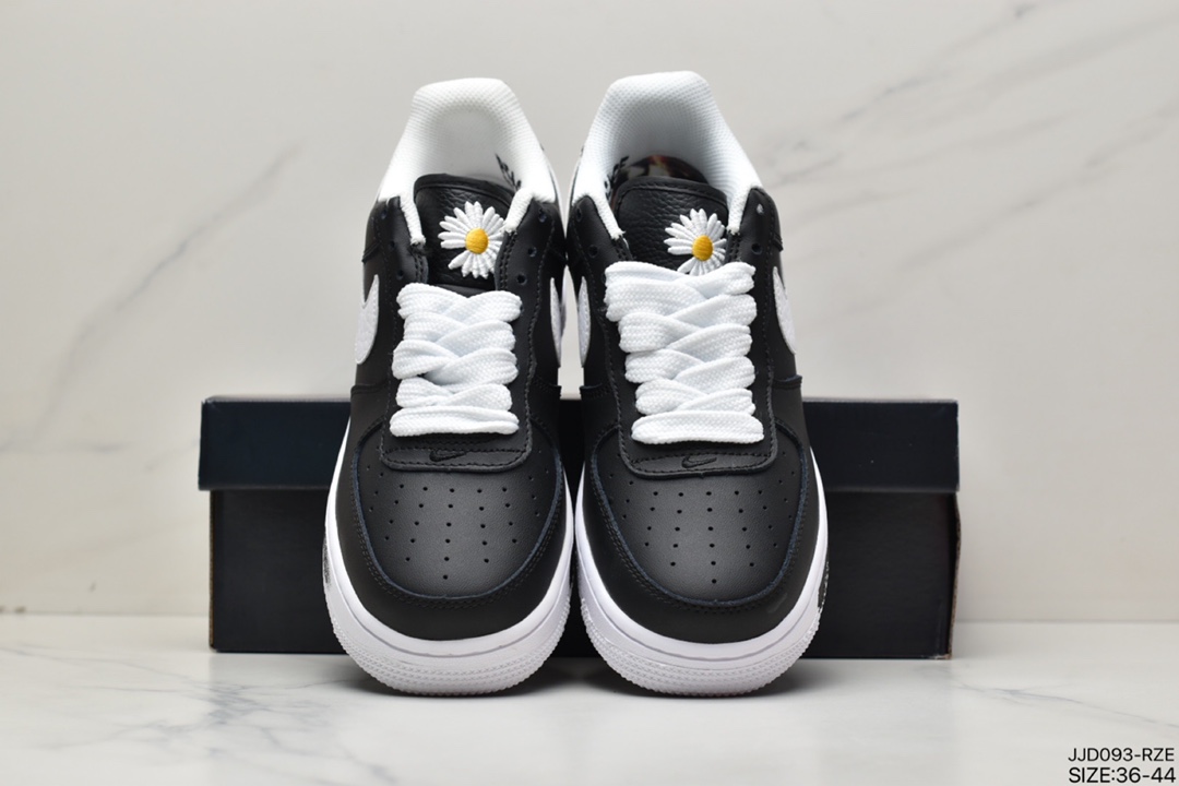 130 G-Dragon权志龙个人品牌PEACEMINUSONE x Nike Air Force 1”Para-noise”空军低帮AQ3692-001