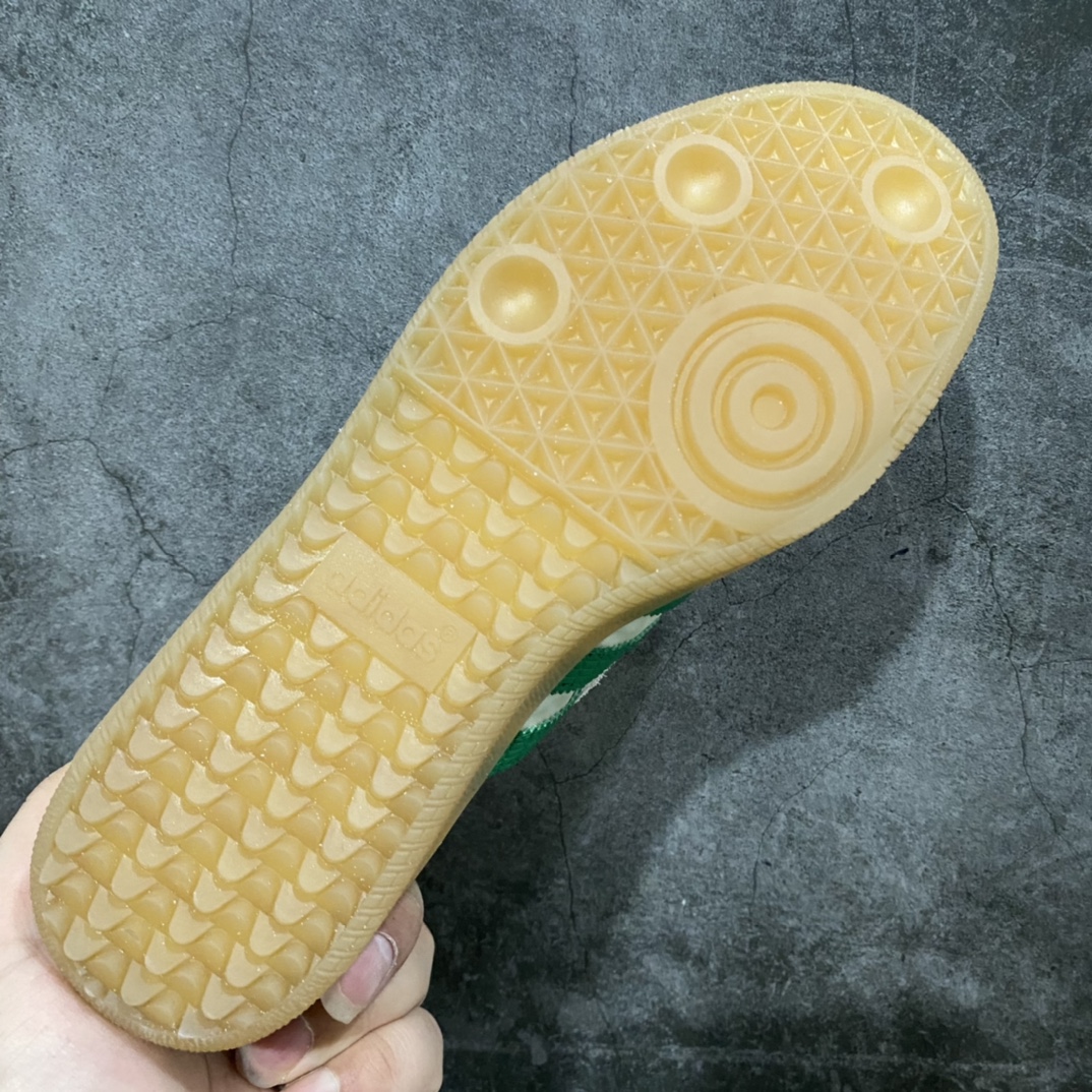 图片[9]-Wales Bonner x AD Originals Samba 桑巴舞系列绅士德训足球风百搭低帮休闲运动板鞋 GY4344 英国女设计师GraceBonner旗下男装品牌WALES BONNER与Adidas Originals2022春夏系列联名亮相。整个系列以1970年代和1980年代的足球服装风格为基调，加入了丰富的配色。本次一起推出了联名鞋款，同样是浓厚的复古风，搭配足球袜更显得有上世纪运动街头那味儿了！板鞋上采用了撞色的粗线缝合设计，使整双鞋复古但充满了现代设计。 尺码：36 36⅔ 37⅓ 38 38⅔ 39⅓ 40 40⅔ 41⅓ 42 42⅔ 43⅓ 44 45-选品中心