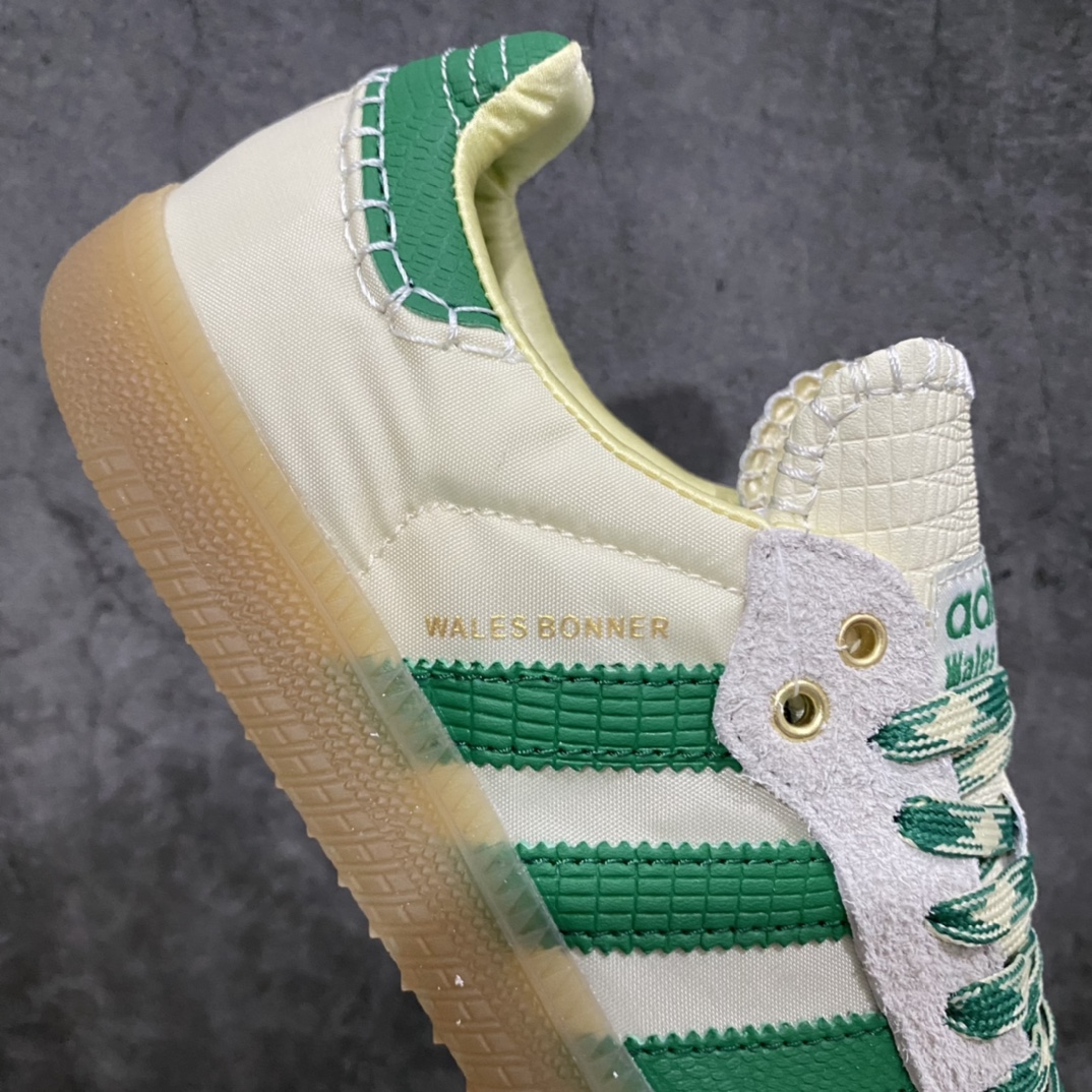 图片[7]-Wales Bonner x AD Originals Samba 桑巴舞系列绅士德训足球风百搭低帮休闲运动板鞋 GY4344 英国女设计师GraceBonner旗下男装品牌WALES BONNER与Adidas Originals2022春夏系列联名亮相。整个系列以1970年代和1980年代的足球服装风格为基调，加入了丰富的配色。本次一起推出了联名鞋款，同样是浓厚的复古风，搭配足球袜更显得有上世纪运动街头那味儿了！板鞋上采用了撞色的粗线缝合设计，使整双鞋复古但充满了现代设计。 尺码：36 36⅔ 37⅓ 38 38⅔ 39⅓ 40 40⅔ 41⅓ 42 42⅔ 43⅓ 44 45-选品中心