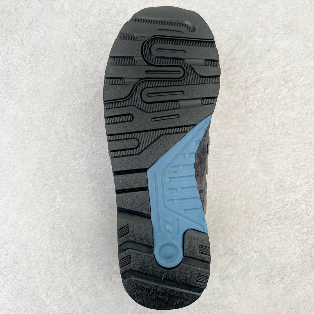 图片[9]-＃K版纯原 New Balance M998 Made in USA NB新百伦高端美产血统系列经典复古休闲运动慢跑鞋 NB998 诞生于 1993 年，作为第一双使用 ABZORB 缓冲材料的鞋款，一经发售就受到大量消费者的热烈追捧，如今已经成为了历久不衰的经典代表鞋款之一。原楦原数据开发版型 以优质面料制成鞋面结构。鞋面采用经典网眼布材质，辅以绒面革覆盖，带来更加清爽舒适的穿着体验。鞋舌上标记的 \\\”998\\\” 字样增强鞋款辨识度的同时，为鞋款注入更多动人细节。鞋款采用 ABZORB 缓冲材料的中底，通过缓冲和压缩阻力相结合来吸收冲击，稳定性高，不易打滑，助你畅享舒适有型的运动体验。采用猪巴革组合网织鞋面材质 后跟嵌入TPU装饰条稳固 升级原装5层独立私模 尺码：36 36.5 37 38 39.5 40 40.5 41.5 42 42.5 43 44 44.5 45-选品中心