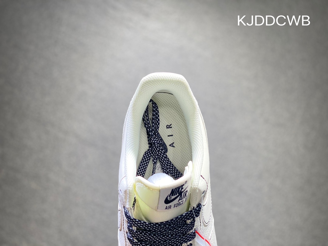 240 Nike Air Force 1 空军一号 官方同步 UY5696-332