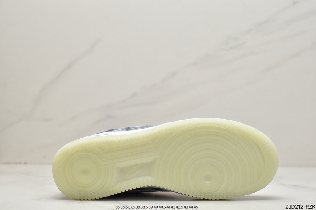 240 Nike Air Force 1 ”Skeleton” 骨骼万圣节骨头 BQ7541-100