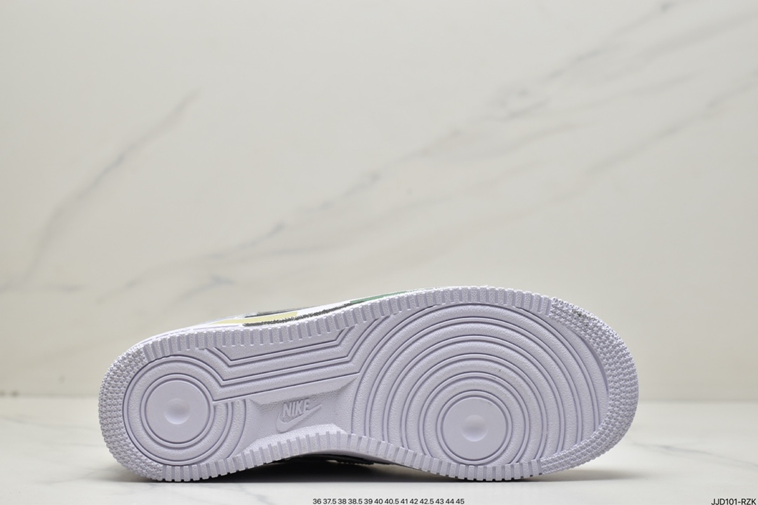 130 耐克Nike Air Force 1 ”07 Low空军一号经典百搭休闲运动板鞋DH2920-111